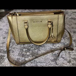 ✨Gold Michael Kors handbag purse✨